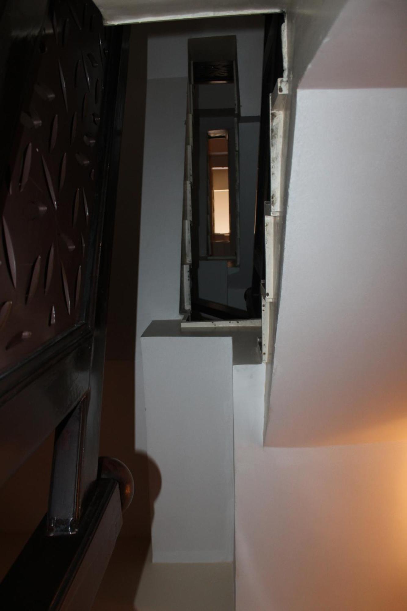 Vp International Hotel Bangalore Bagian luar foto
